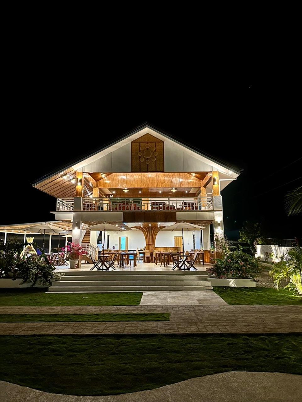 Treeshade Resort & Spa Moalboal Exterior photo