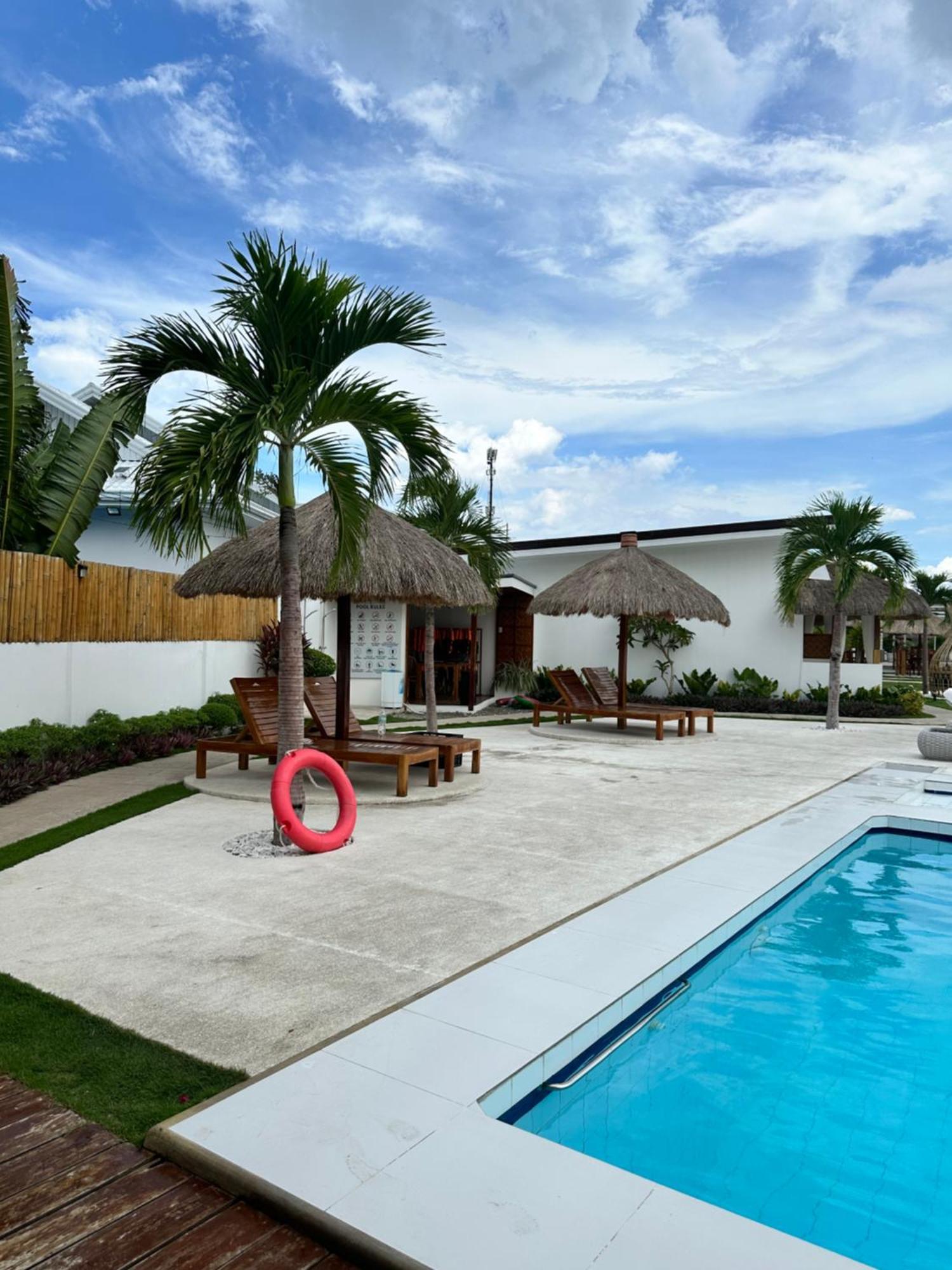 Treeshade Resort & Spa Moalboal Exterior photo