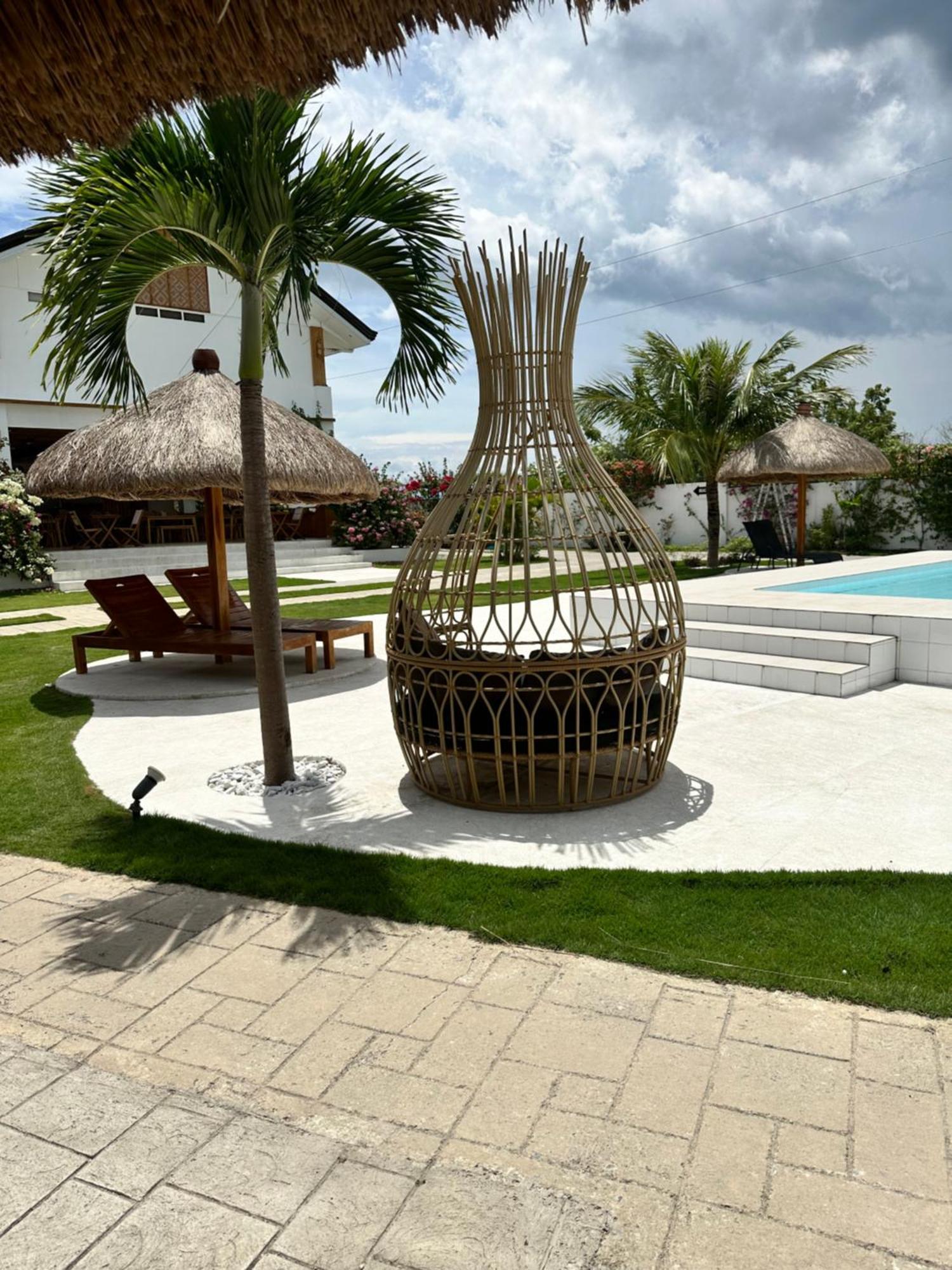 Treeshade Resort & Spa Moalboal Exterior photo